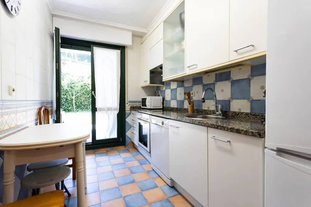 Errekabea. Basquenjoy Apartment Hondarribia